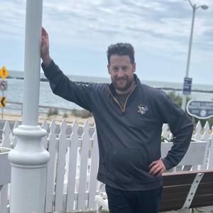 Meet your Posher, Eric